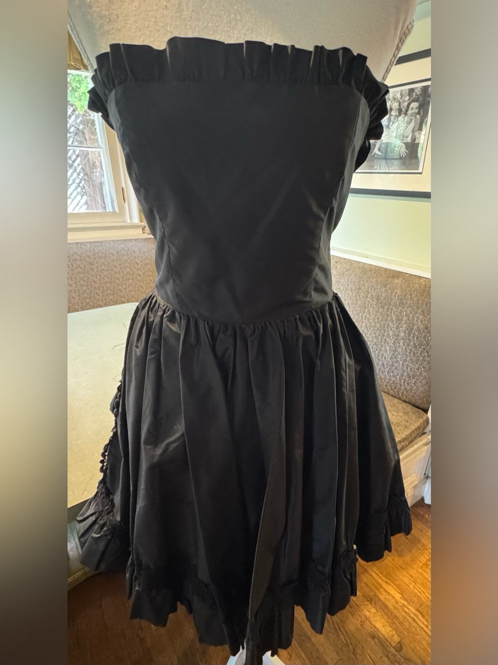 Vintage Shareen Black Red Silk Strapless Party Dress Size 4 Gothic Pin Up Y2K